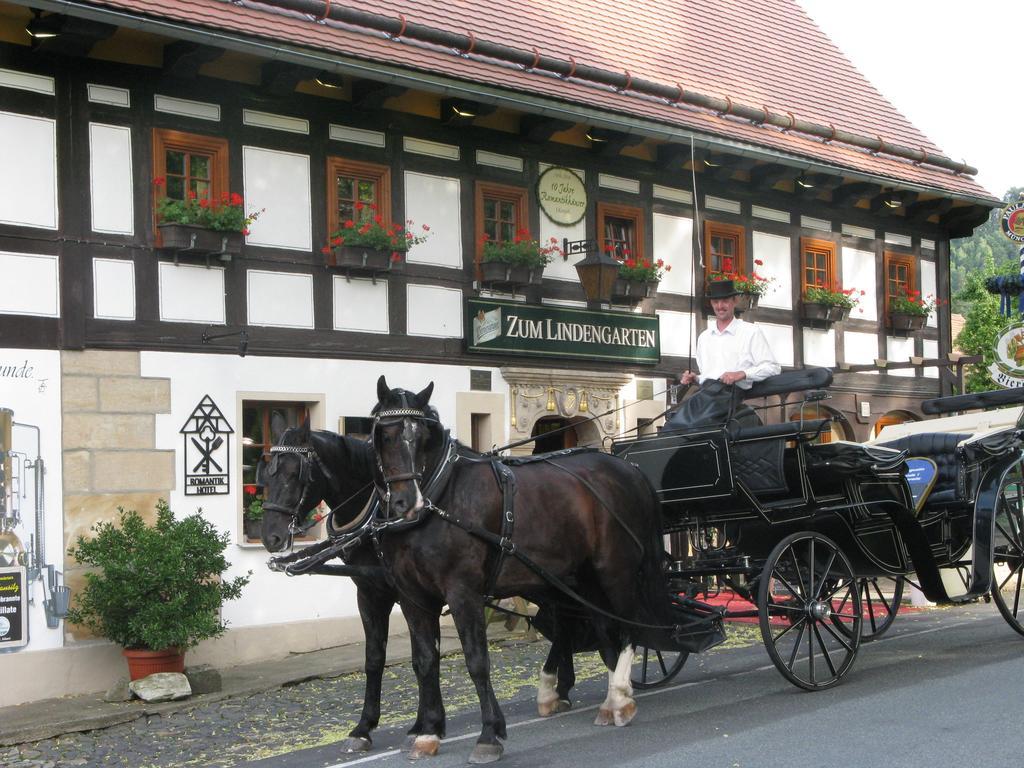 Romantik Hotel Zum Lindengarten 永斯多夫 外观 照片